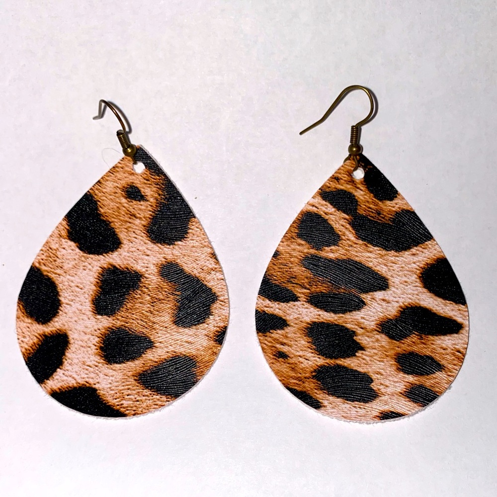 Teardrop earrings - vinyl